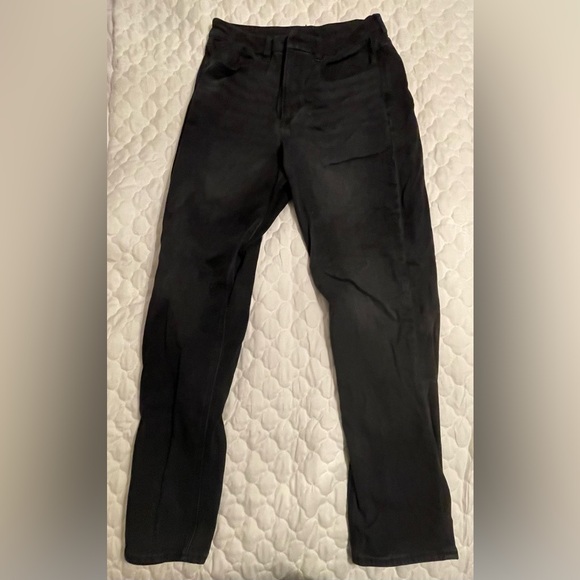 American Eagle Black Stretch Curvy Mom Jeans - Picture 2 of 2